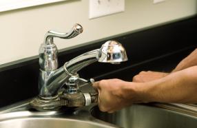 Plumber in Everett, WA installs a low flow sink